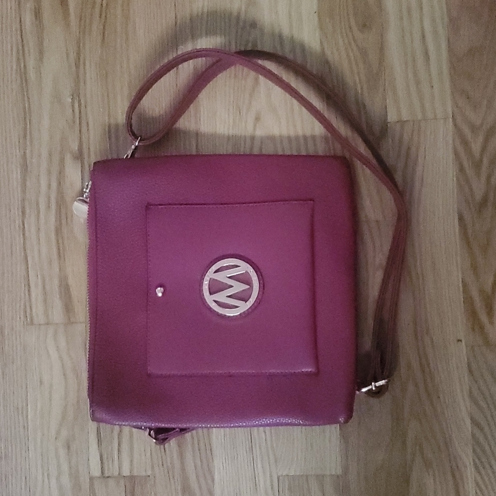 Mia k farrow crossbody purse